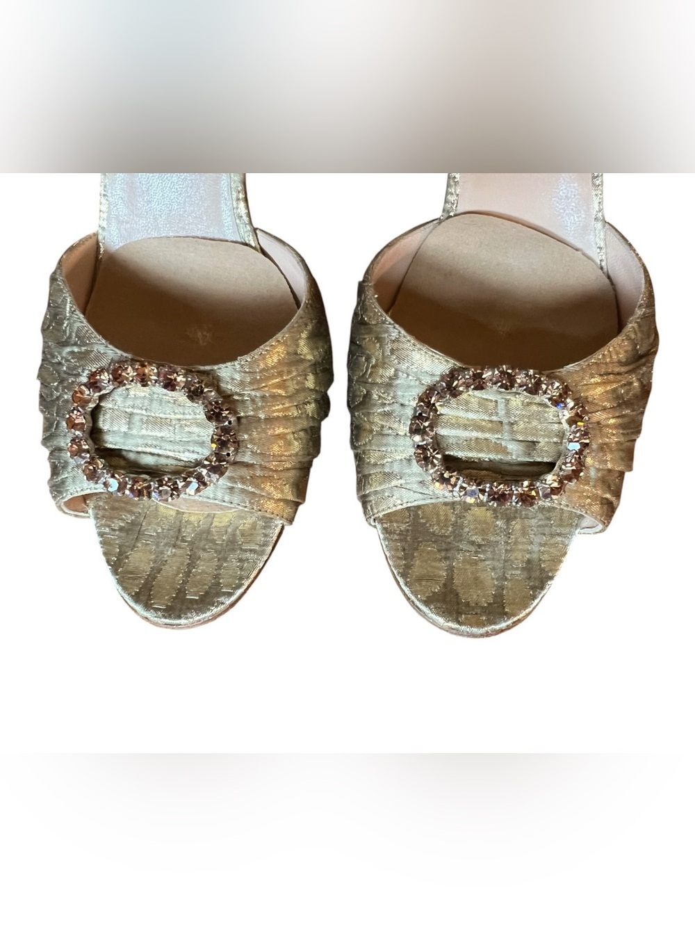 Manolo Blahnik Sedarby D'Orsay Heels - Picture 9 of 16